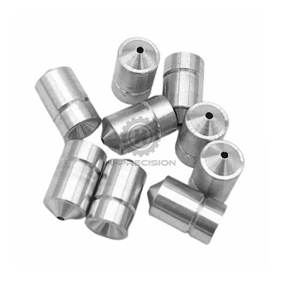 Torno CNC para torneamento de peças de alumínio